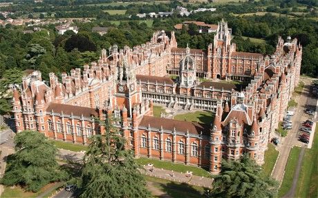 RoyalHolloway 1902945c