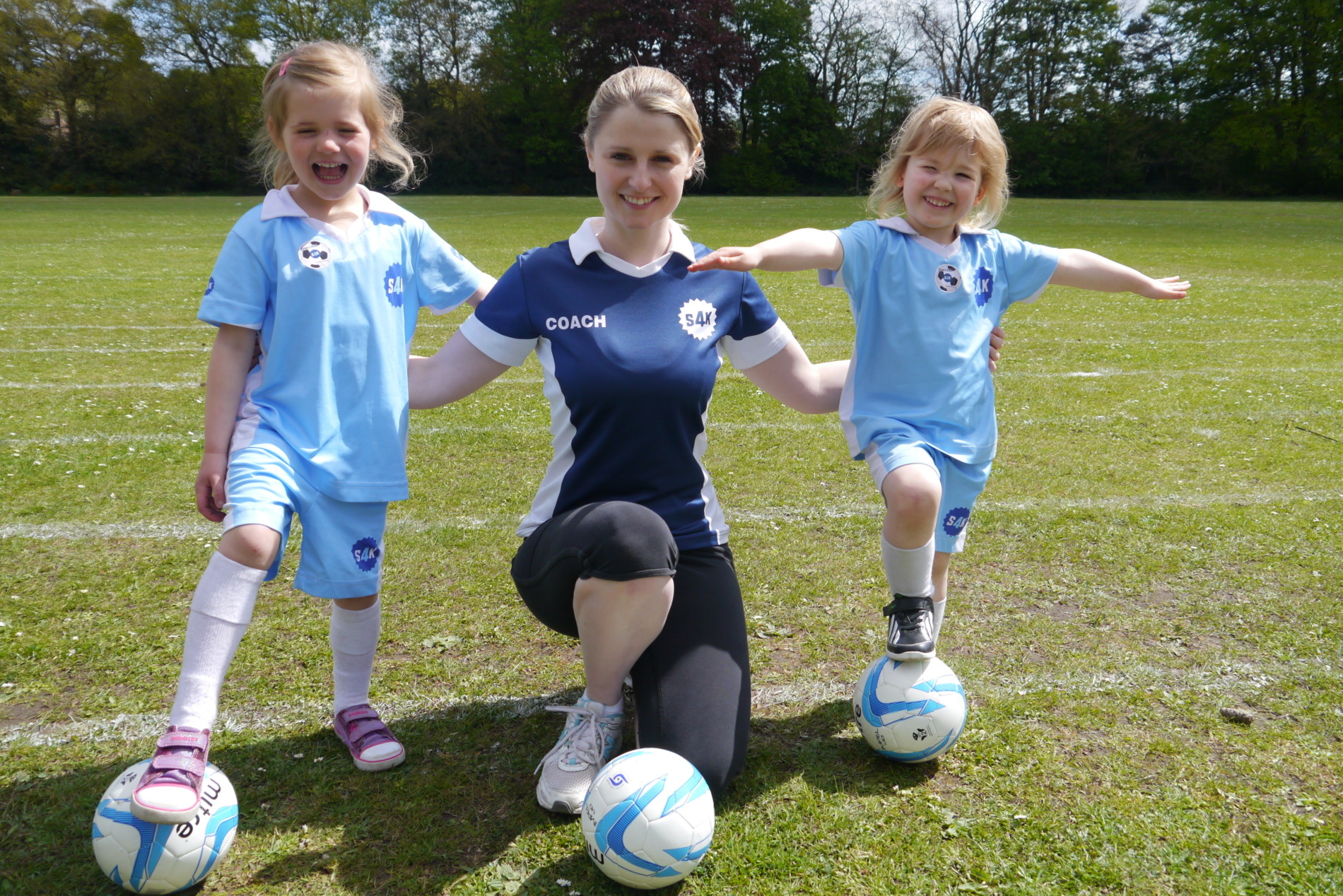 toddler-kids-childrens-football-classes-club-enfield